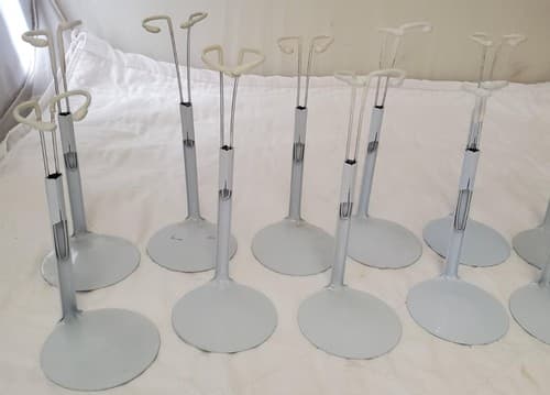 Lot of 13 Assorted White Adjustable Doll Stands - Thumbnail 2