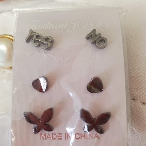 Lot of Assorted Various Bangles, Ear Rings & Bracelet LOT-8 - Thumbnail 14