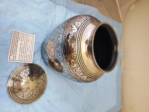 Modern Beautiful Design Handcrafted Urn for Human Ashes BA-629 - Thumbnail 8