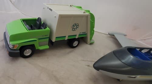 Playmobil Rescue Ambulance, City Life Airplane, Recycle Truck Toy - Thumbnail 4