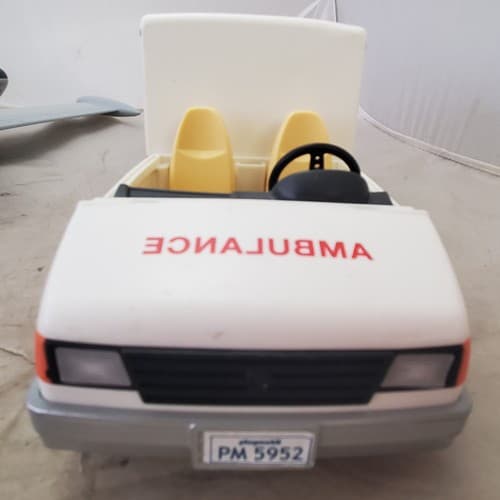 Playmobil Rescue Ambulance, City Life Airplane, Recycle Truck Toy - Thumbnail 19