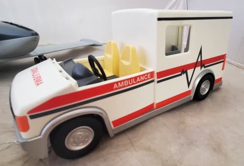 Playmobil Rescue Ambulance, City Life Airplane, Recycle Truck Toy - Thumbnail 18