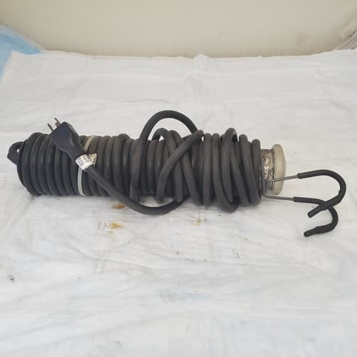 Used General Manufacturing Stubby II 13 Watt Fluorescent Light - Thumbnail 2