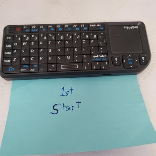 HausBell H6 Mini Wireless Keyboard Touchpad for PC Smart TV Made of China - Image 1