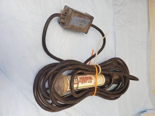 Used General Inc Stubby II 13 Watt Fluorescent Light - Image 1