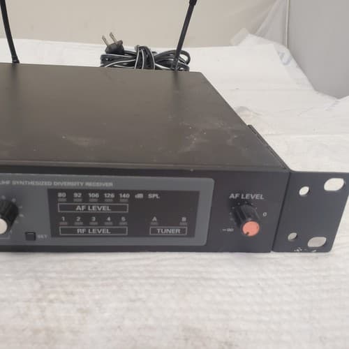 Used Audio-Technica ATW-R73x UHF Receiver 120V 60hz 9W - Rackmountable - Thumbnail 3