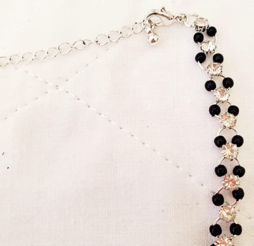 19" Black Beads and Rhinestone Link Chain Necklace - Thumbnail 4