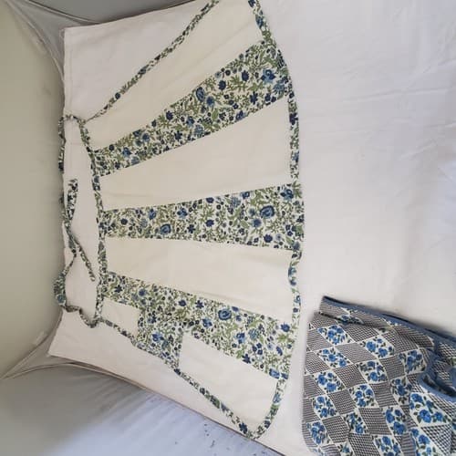 Vintage Lot of 2 Floral Flower Aprons - Thumbnail 9