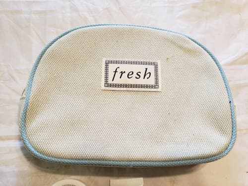 Fresh Skin Care Makeup Cosmetic Bag Rose Face Mask Eye Gel Cream Cleanser Toner. - Thumbnail 3