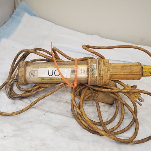 General Manufacturing Fluorescent Hand Lamp Fluorescent Light - Yellow - Thumbnail 2