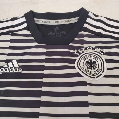 Adidas Youth 2018-2019 Germany Pre-Game Soccer Jersey Size Medium - Thumbnail 3
