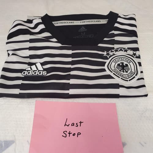 Adidas Youth 2018-2019 Germany Pre-Game Soccer Jersey Size Medium - Thumbnail 6