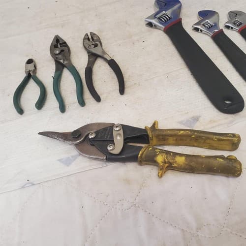 Lot of Assorted Adjustable Wrench and Pliers LOT 367 - Thumbnail 11