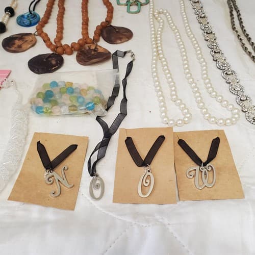 Lot of Assorted Various Silver, Pearl, Beads Necklaces LOT-10 - Thumbnail 6