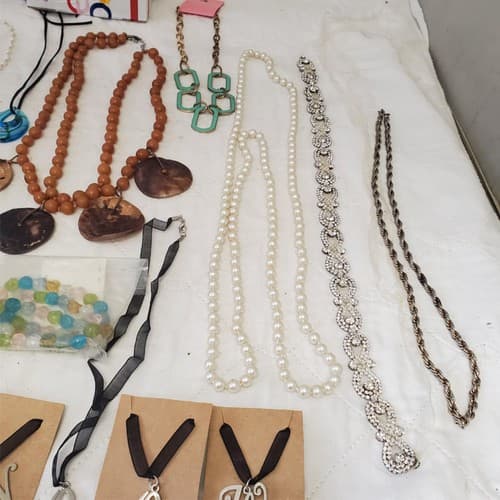 Lot of Assorted Various Silver, Pearl, Beads Necklaces LOT-10 - Thumbnail 5