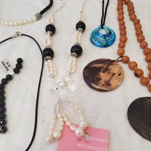 Lot of Assorted Various Silver, Pearl, Beads Necklaces LOT-10 - Thumbnail 14