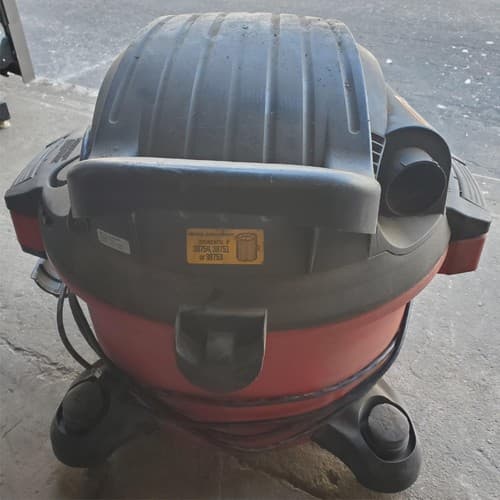 CRAFTSMAN 2.5 Gallon 1.75 Peak HP Wet/Dry Portable Shop Vacuum (1) - Thumbnail 5