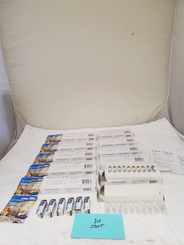 Lot of Westinghouse, Optiled Clear Light Bulbs / LED Bulbs - Image 1