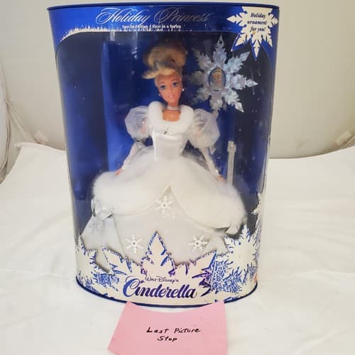 Barbie 1996 - Walt Disney's Cinderella - Holiday Princess First Series - Thumbnail 8