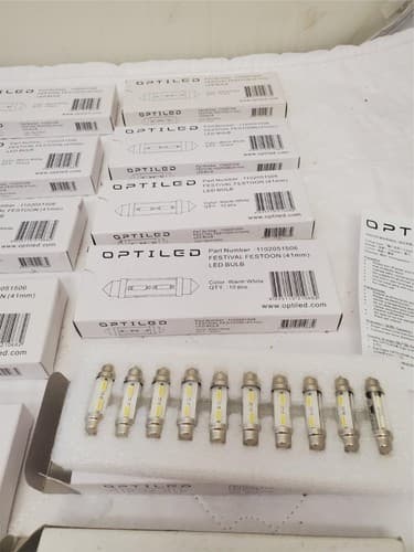 Lot of Westinghouse, Optiled Clear Light Bulbs / LED Bulbs - Thumbnail 7