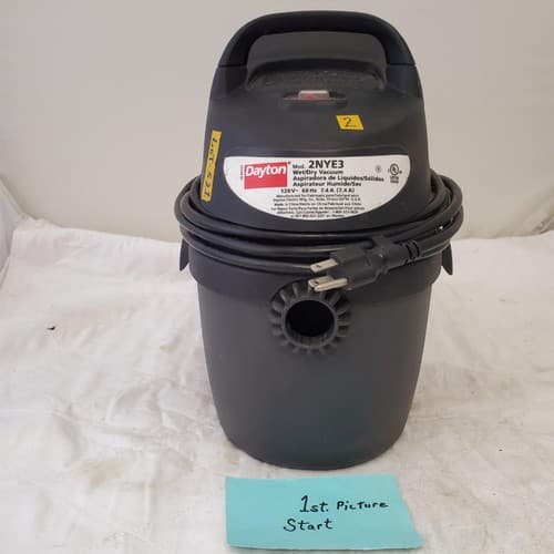 DAYTON Vacuum 2NYE3 1 1/2 gal Tank Wet/Dry Vacuum Cleaner (1) LOT 521 - Image 1