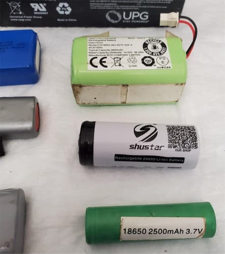 Lot of Various type of NiMH NiCD Universal Battery Package & Aluminium Capacitor - Thumbnail 8