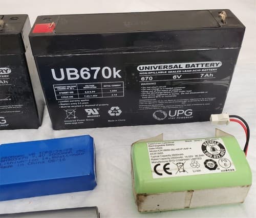 Lot of Various type of NiMH NiCD Universal Battery Package & Aluminium Capacitor - Thumbnail 5