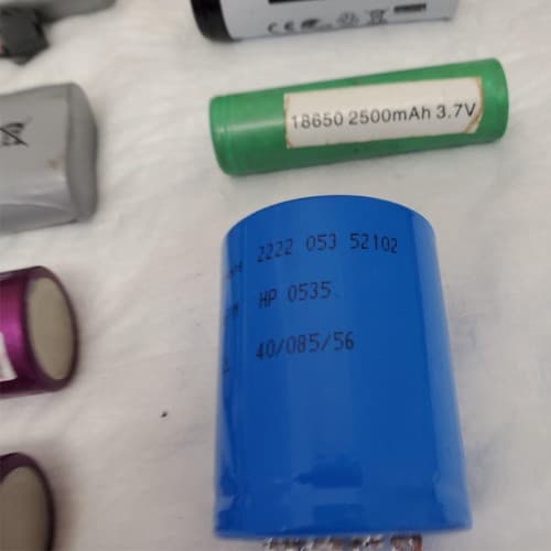 Lot of Various type of NiMH NiCD Universal Battery Package & Aluminium Capacitor - Thumbnail 11