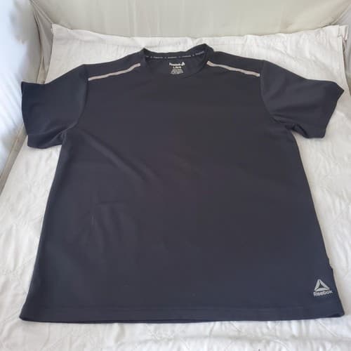 Lot of 4 Size L Rebook, Russell & Other Brand Dry Fit Short Sleeve Shirt Mens - Thumbnail 5