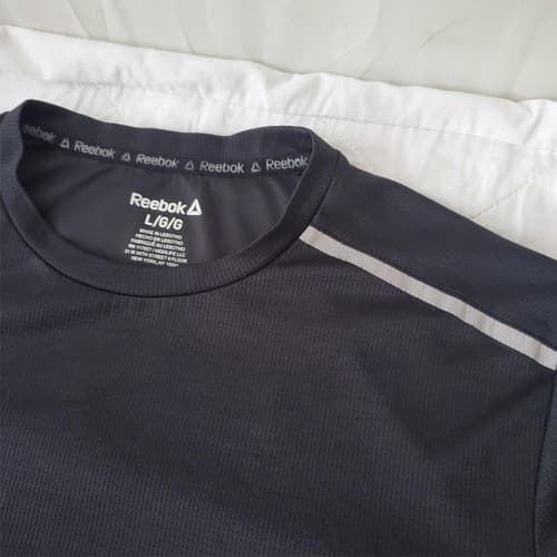 Lot of 4 Size L Rebook, Russell & Other Brand Dry Fit Short Sleeve Shirt Mens - Thumbnail 13