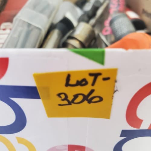 Lot of Assorted Shank Router Bits, Nut Drivers, Allen Bolt & other Tools LOT 306 - Thumbnail 3