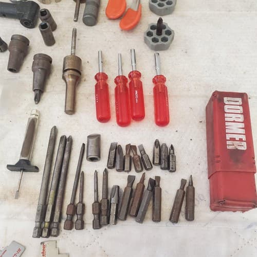 Lot of Assorted Shank Router Bits, Nut Drivers, Allen Bolt & other Tools LOT 306 - Thumbnail 7