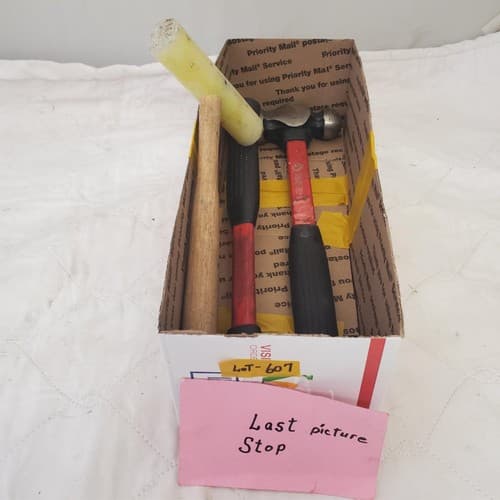 Lot of Assortment of Various Hammers LOT 607 - Thumbnail 11