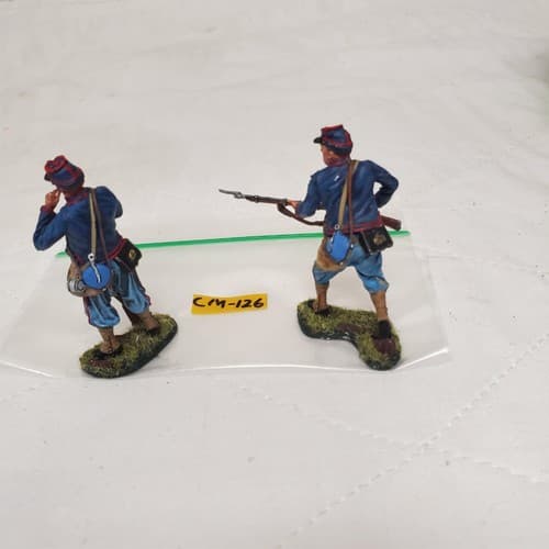 The Collectors Showcase CS01172 Bugler & Advancing 72nd Pennsylvania CM-126 - Thumbnail 5