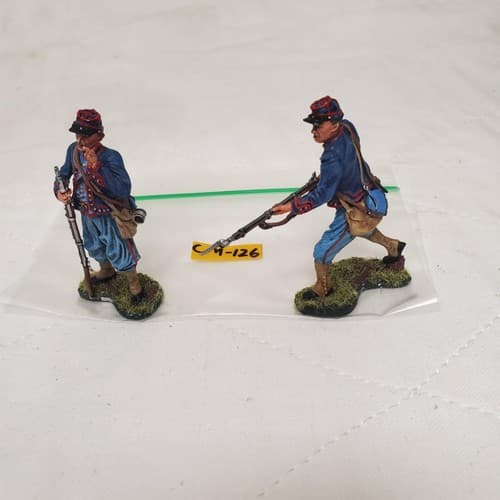 The Collectors Showcase CS01172 Bugler & Advancing 72nd Pennsylvania CM-126 - Thumbnail 6