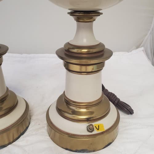 Vintage Stiffel Solid Brass Flame Urn Trophy Ivory Enamel Lamp V - Thumbnail 3