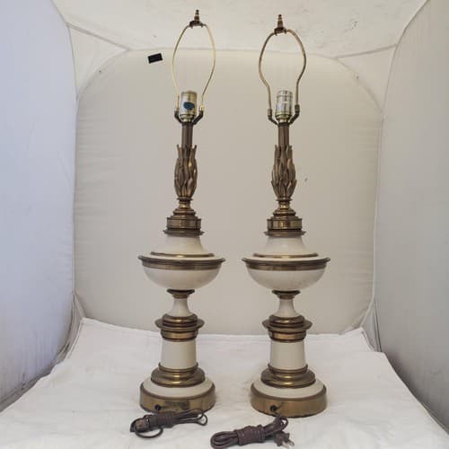 Vintage Stiffel Solid Brass Flame Urn Trophy Ivory Enamel Lamp V - Thumbnail 8