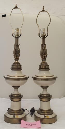 Vintage Stiffel Solid Brass Flame Urn Trophy Ivory Enamel Lamp V - Thumbnail 9