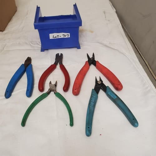 Lot of 5 Angled Wire Cutting Pliers LOT-717 - Image 1