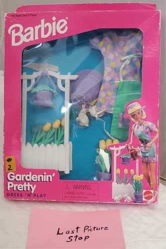 1996 Mattel Barbie Gardenin' Pretty Dress N Play Set #2 - Thumbnail 7