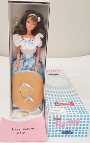 Barbie 1995- Series II Collector's Edition- Barbie as Little Debbie Snacks' Girl - Thumbnail 10