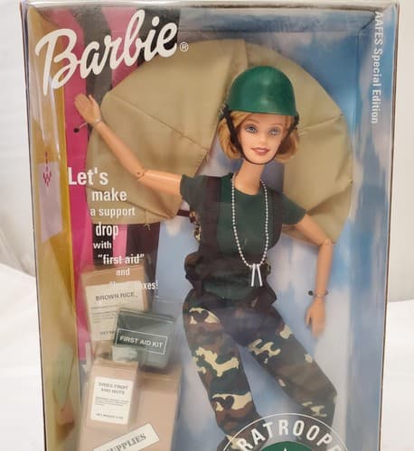 Barbie 2000 - Paratrooper Barbie Doll - An AAFES Special Edition - Thumbnail 3