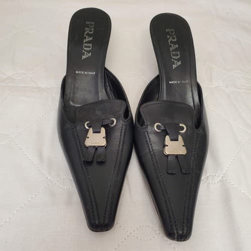 Prada 2000's Black Kitten Mule Heels with Silver Keychain Toe Strap - Thumbnail 3