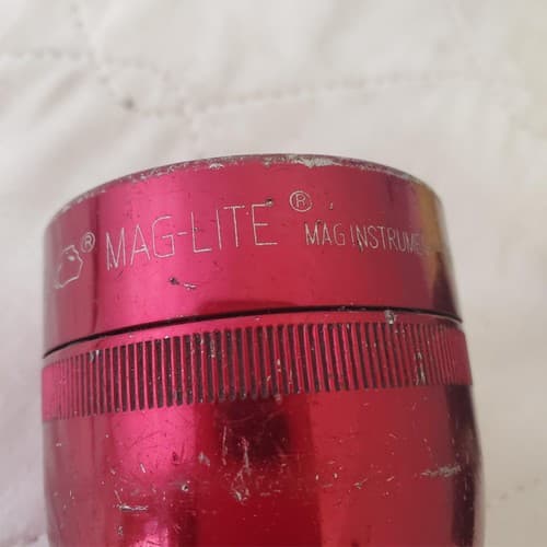 Lof of Pelican Tracker Flashlight and Matco Work Light LOT 605 - Thumbnail 5