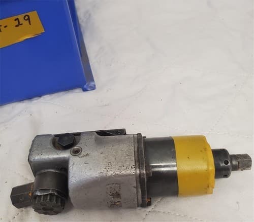 Lot of 2 Ingersoll Rand & Rockwell Air Impact Butterfly Pneumatic Wrench LOT-19 - Thumbnail 11