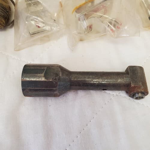 Lot of Assorted Brass Plumb Bob,Cable Stripper,Drill Chuk & other Tools LOT 177 - Thumbnail 23