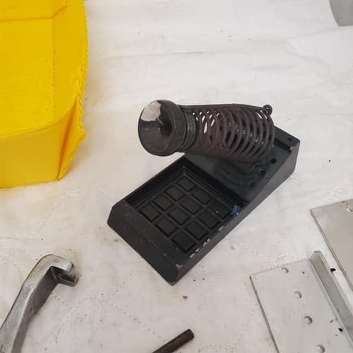 Tool & Parts Lot – Gear Puller, T-Handle Tool, Brackets, & More LOT-417 - Thumbnail 11