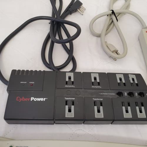 Cyber Power Surge Protector 850 & Context Relocatable Power Tap - Thumbnail 5