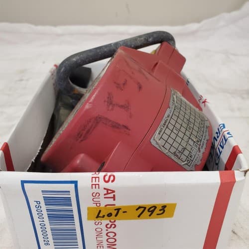 Miller MiniLite FL11-1/11ft Fall Limiter with Safety Harness LOT-793 - Thumbnail 2