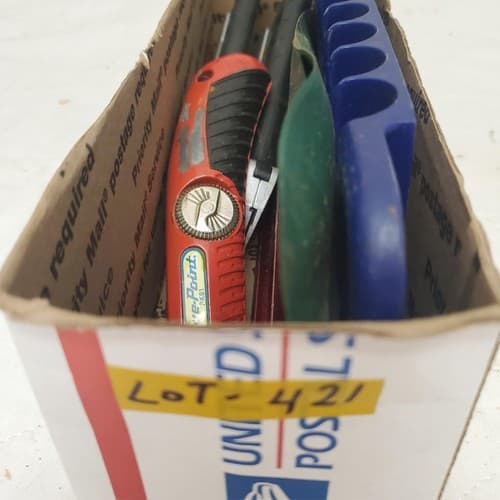 ARES Socket Organizer Tray Magnetic Socket Holder with Utility Knives LOT-421 - Thumbnail 2